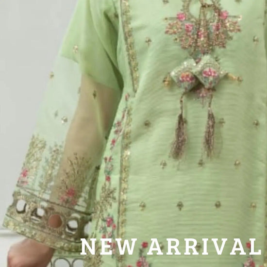 Unveil Elegance with Our New Khadi Fancy Fabric Collection! bellopret.shop